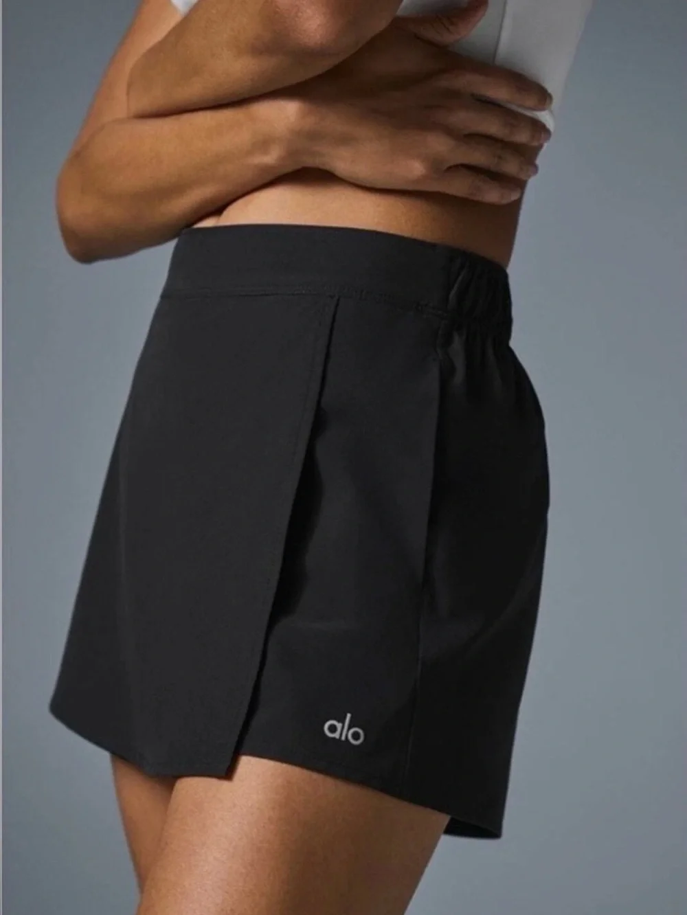 ALO Yoga Clubhouse Skort in Black Size Medium